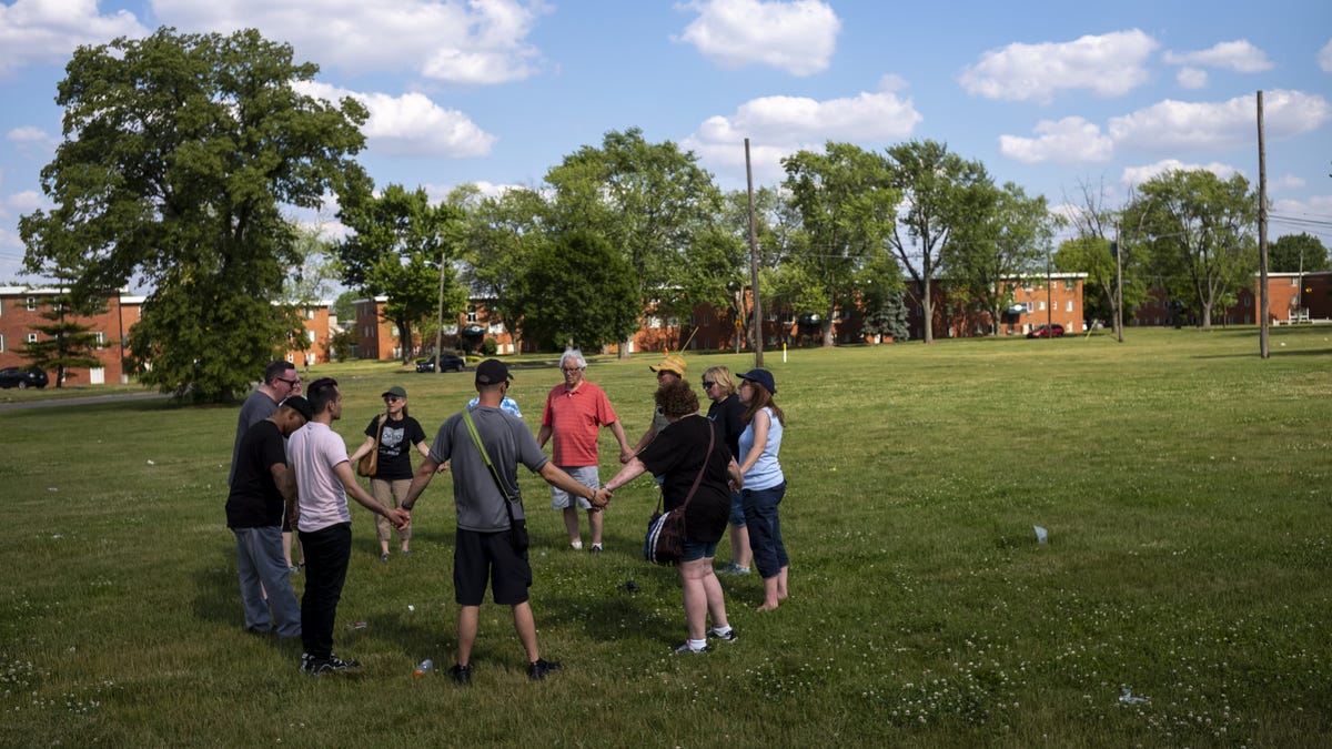 Prayer walks, tent revivals planned for five Columbus neighborhoods this